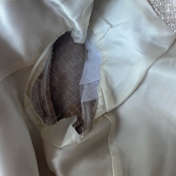 *SOLD* Aritzia Little Tweed Jacket - Picture 6 of 7